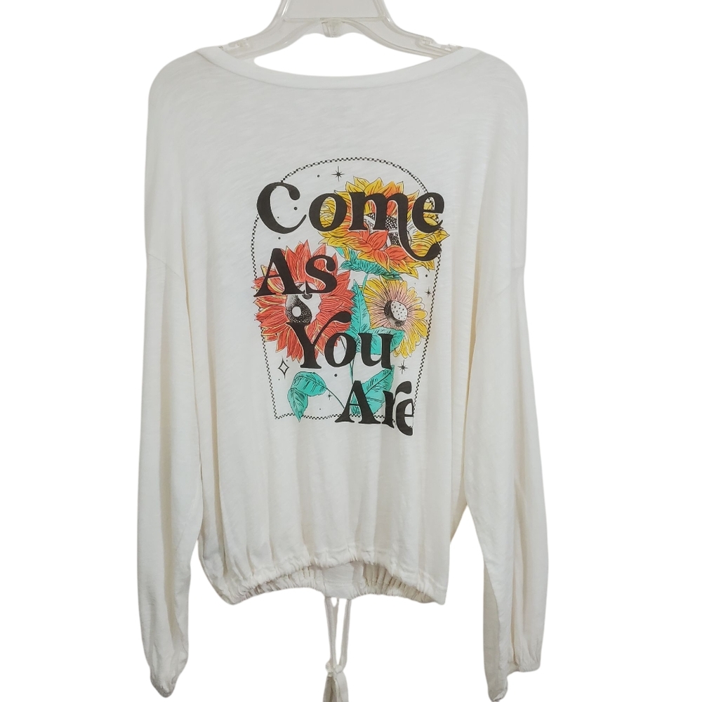 NWT Torrid "Come As You Are" Boho Hippie Long Sleeve Tee Size Medium / Large